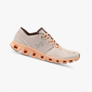 Tenis Training On Cloud X Mujer Almond | 578309IWH