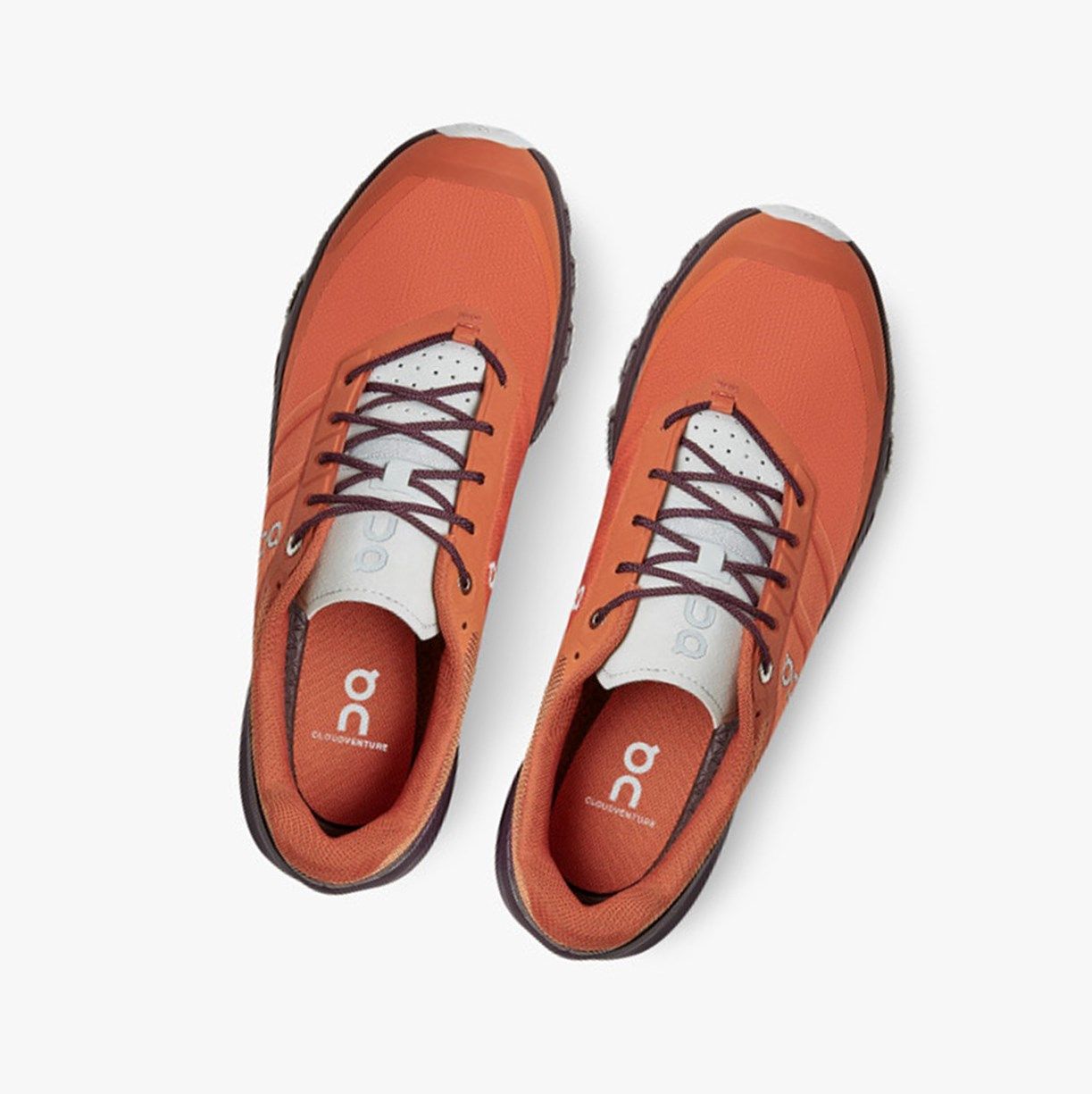 Tenis Trail Running On Cloudventure Hombre Flare / Mulberry | 314925VRA