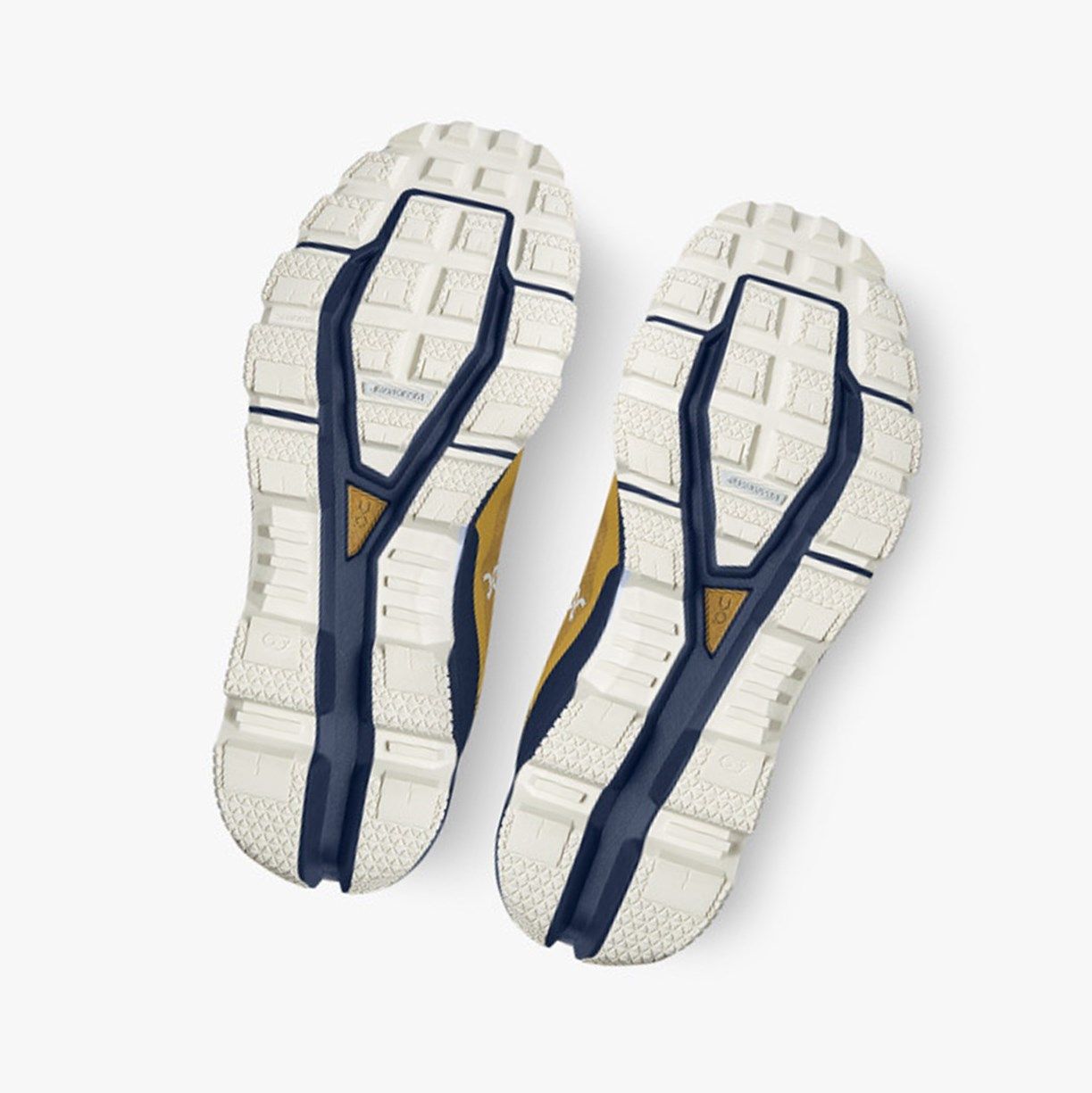 Tenis Trail Running On Cloudventure Mujer Marrom | 473586RCD